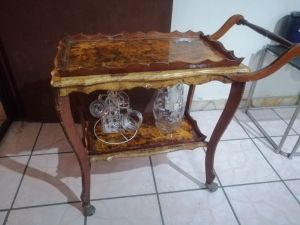 Mesa De Servicio Precio 700 Foto2